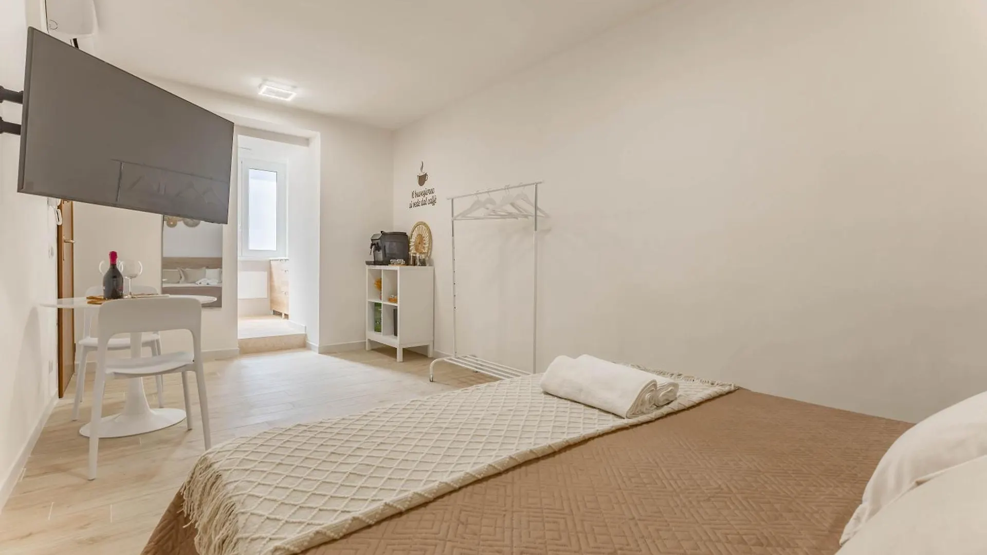 Apartment 4 Twins - Central Room Bari Italy